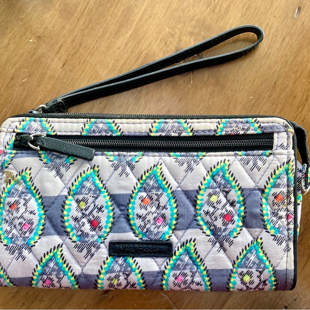 ♥️💚NEW Vera Bradley Colorful Geometric Wallet & Changeable Wristband